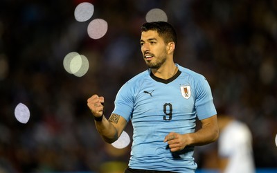 101博体育焦点-B费赛后为队友鼓掌