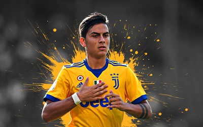 101博体育动态-久保建英赛后和对手交换球衣